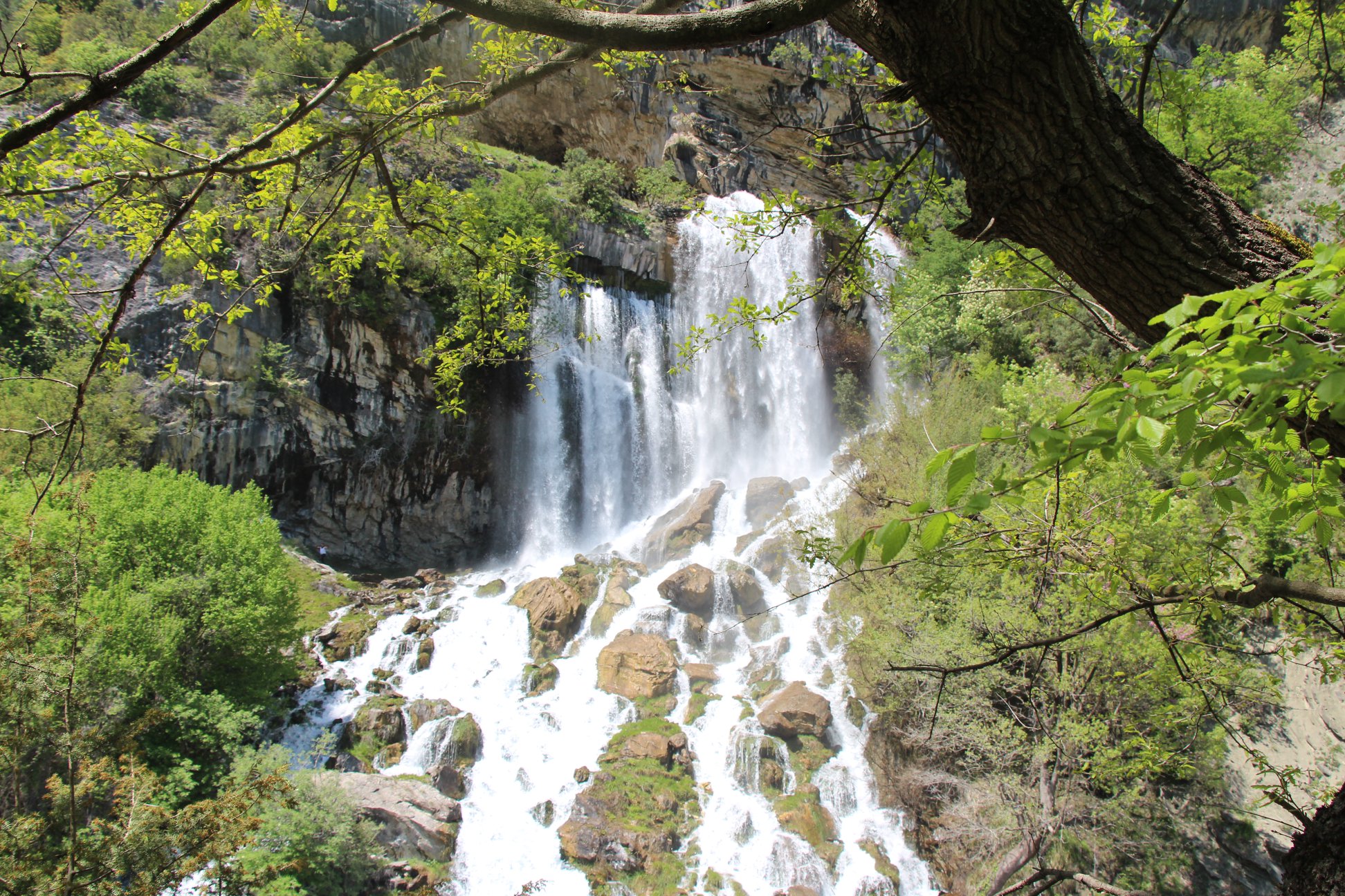 Sotira Waterfall & Benja Lake - Thumbnail 3